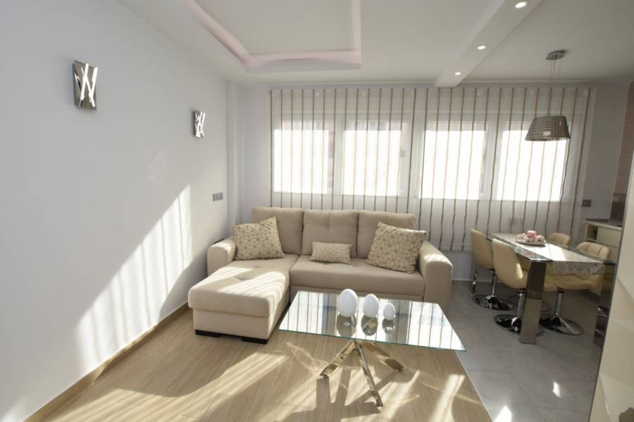 Torrevieja,Alicante,España,2 Bedrooms Bedrooms,2 BathroomsBathrooms,Apartamentos,24914