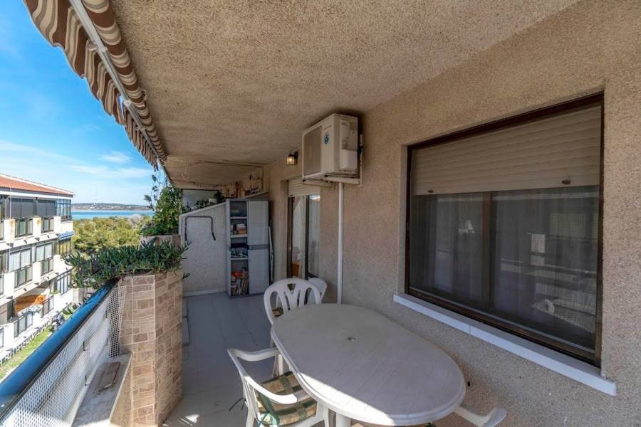 Torrevieja,Alicante,España,3 Bedrooms Bedrooms,1 BañoBathrooms,Atico,24939