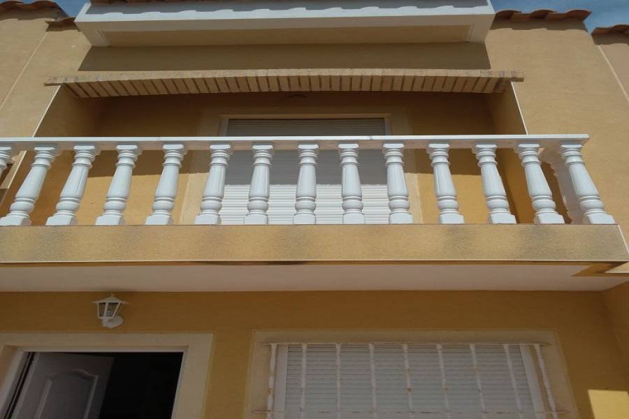 Arenales del sol,Alicante,España,2 Bedrooms Bedrooms,1 BañoBathrooms,Adosada,24952