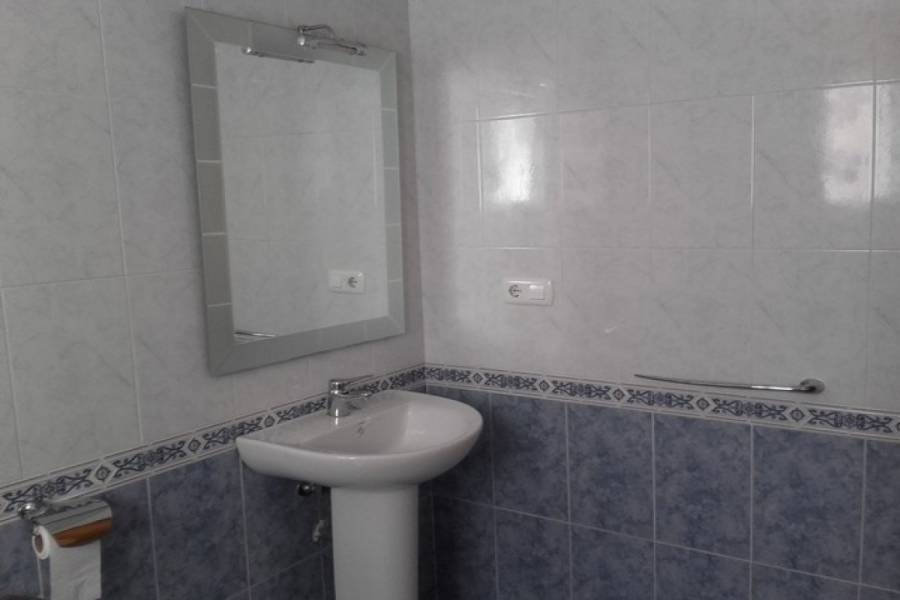 San Vicente del Raspeig,Alicante,España,4 Bedrooms Bedrooms,3 BathroomsBathrooms,Adosada,25004