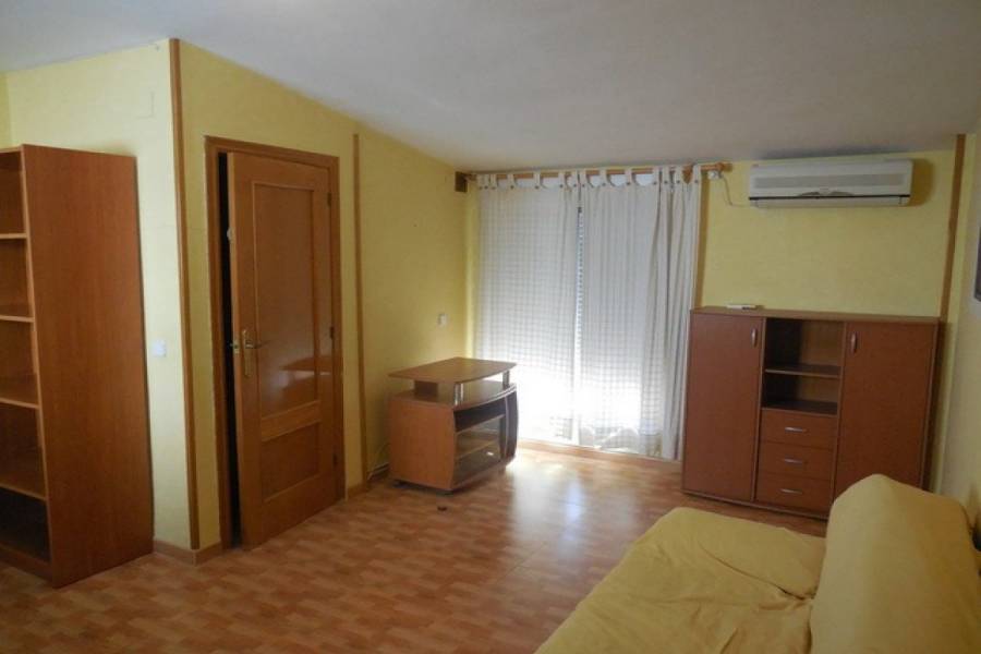 San Vicente del Raspeig,Alicante,España,4 Bedrooms Bedrooms,3 BathroomsBathrooms,Adosada,25004