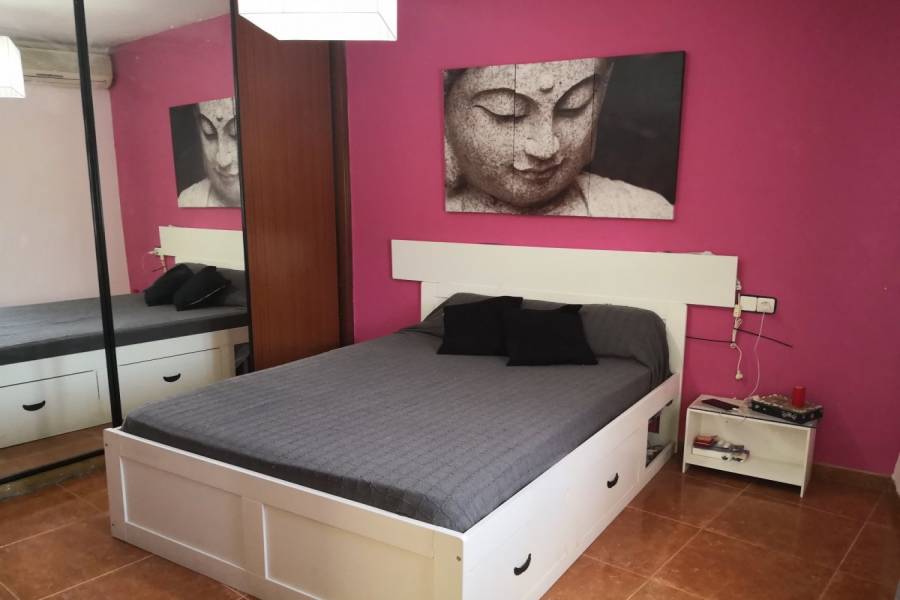 San Vicente del Raspeig,Alicante,España,3 Bedrooms Bedrooms,1 BañoBathrooms,Planta baja,25011