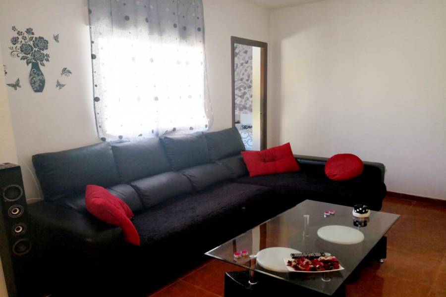 San Vicente del Raspeig,Alicante,España,3 Bedrooms Bedrooms,1 BañoBathrooms,Planta baja,25011