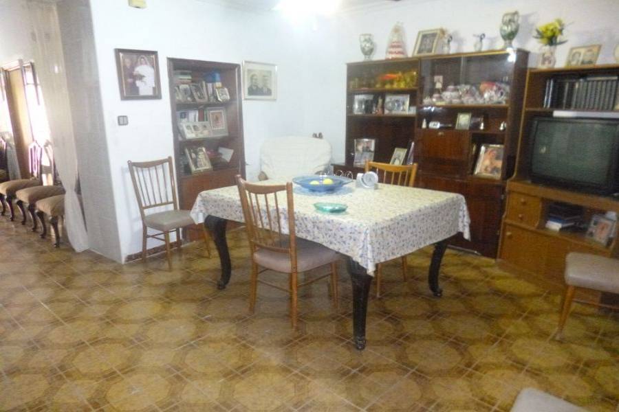 San Juan,Alicante,España,6 Bedrooms Bedrooms,1 BañoBathrooms,Planta baja,25016