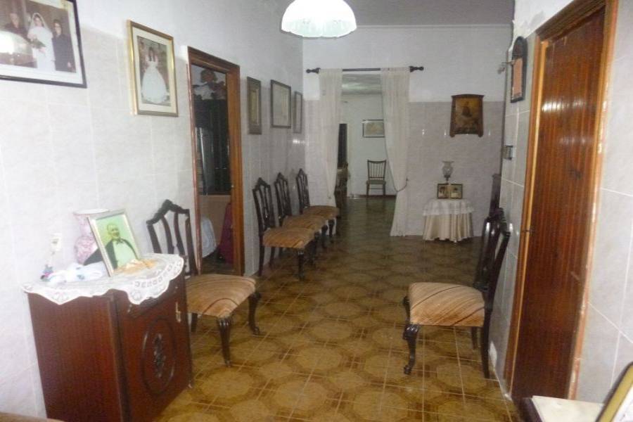 San Juan,Alicante,España,6 Bedrooms Bedrooms,1 BañoBathrooms,Planta baja,25016