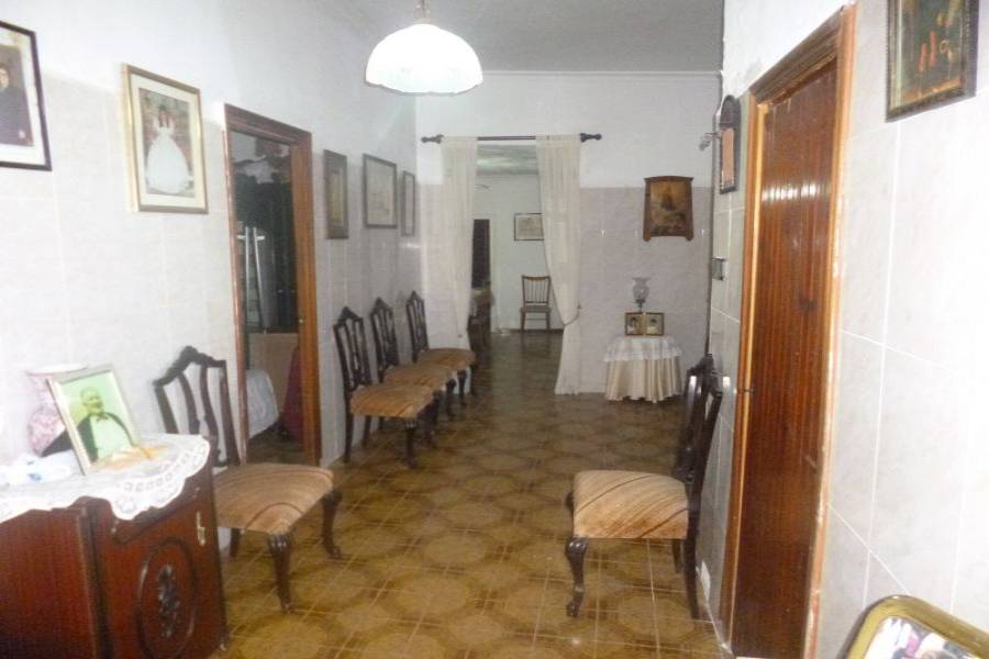 San Juan,Alicante,España,6 Bedrooms Bedrooms,1 BañoBathrooms,Planta baja,25016