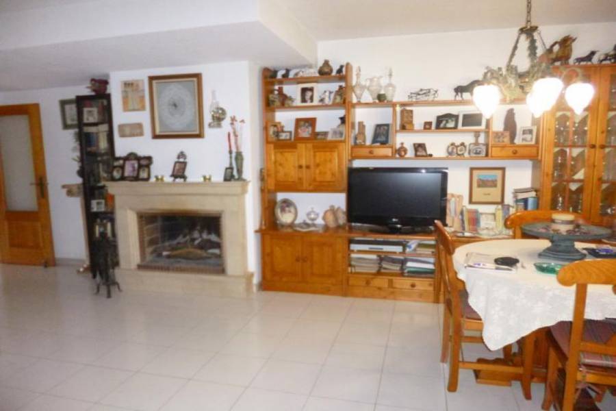 San Juan,Alicante,España,6 Bedrooms Bedrooms,2 BathroomsBathrooms,Bungalow,25024