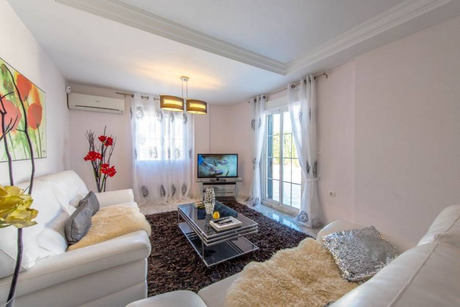 Rojales,Alicante,España,3 Bedrooms Bedrooms,2 BathroomsBathrooms,Casas,25079