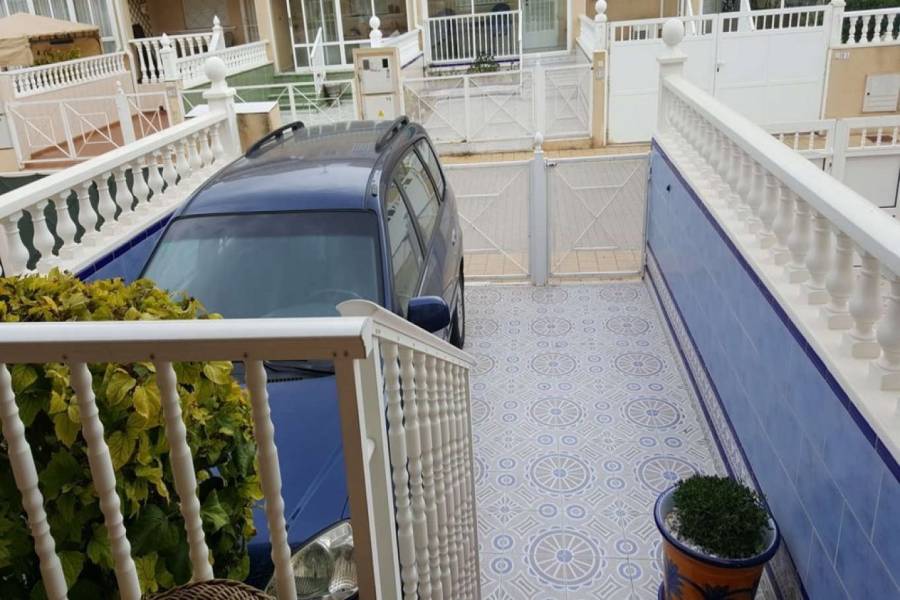 Torrevieja,Alicante,España,2 Bedrooms Bedrooms,1 BañoBathrooms,Adosada,25087