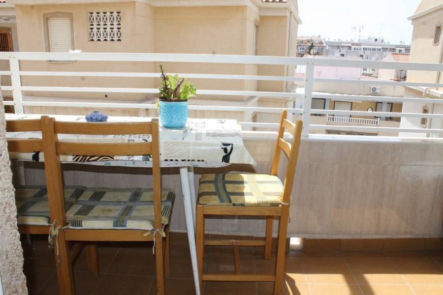 Torrevieja,Alicante,España,2 Bedrooms Bedrooms,1 BañoBathrooms,Apartamentos,25105