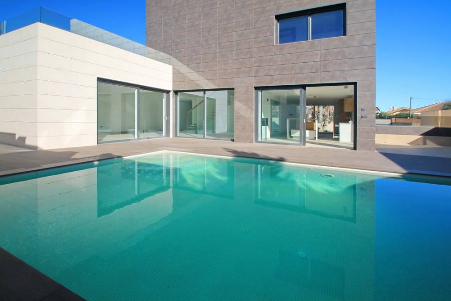 Torrevieja,Alicante,España,5 Bedrooms Bedrooms,4 BathroomsBathrooms,Casas,25130