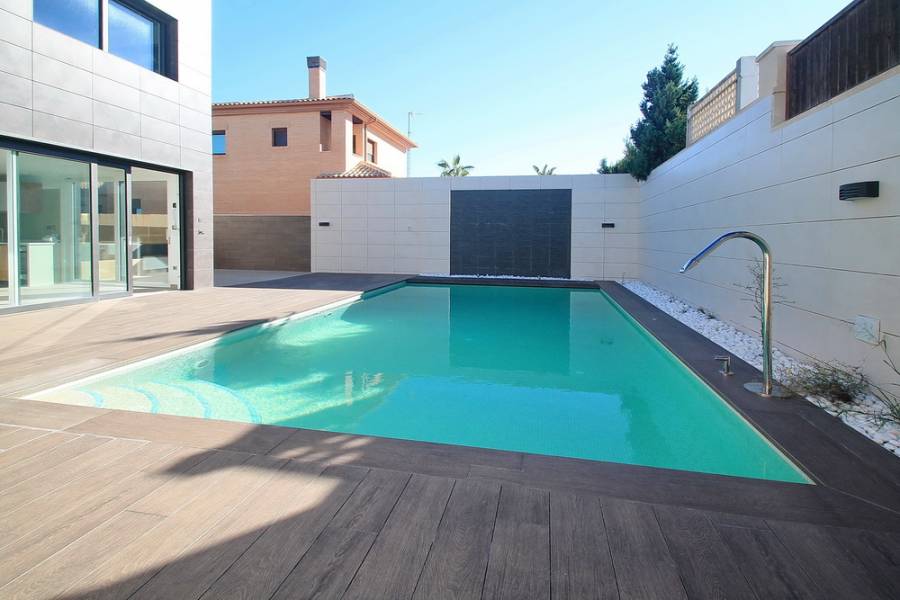 Torrevieja,Alicante,España,5 Bedrooms Bedrooms,4 BathroomsBathrooms,Casas,25130