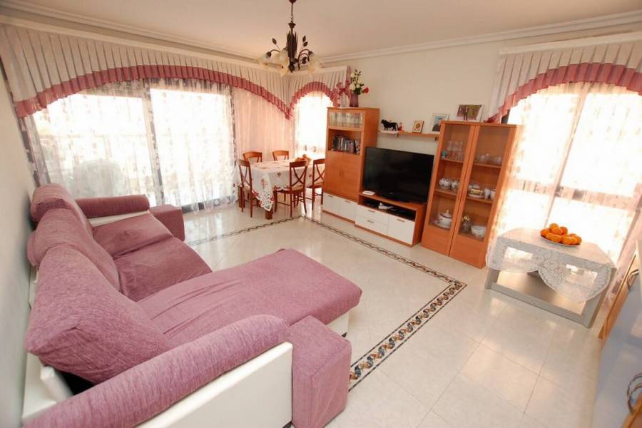 Torrevieja,Alicante,España,2 Bedrooms Bedrooms,2 BathroomsBathrooms,Apartamentos,25137