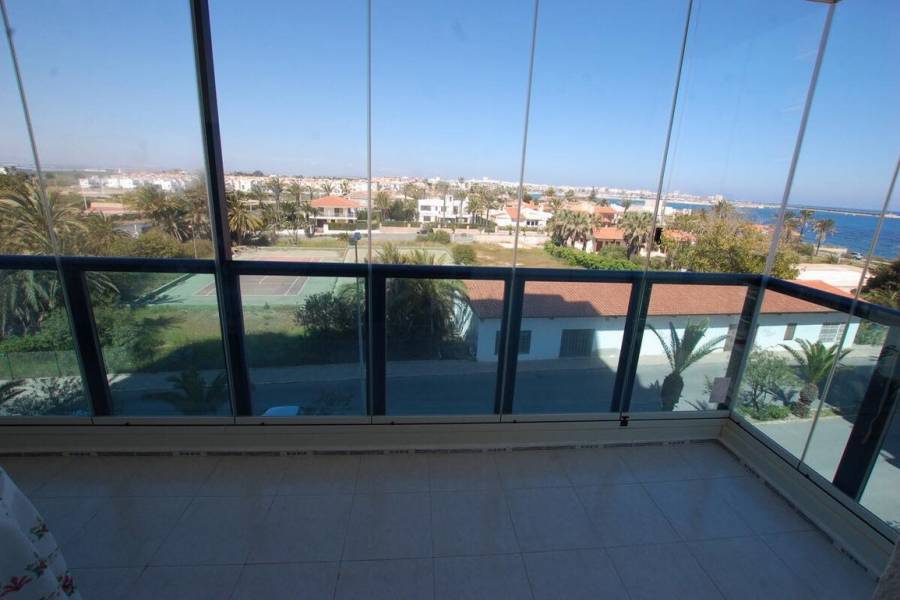 Torrevieja,Alicante,España,2 Bedrooms Bedrooms,2 BathroomsBathrooms,Apartamentos,25137