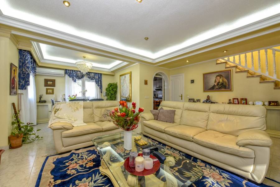 Ciudad Quesada,Alicante,España,3 Bedrooms Bedrooms,2 BathroomsBathrooms,Casas,25142