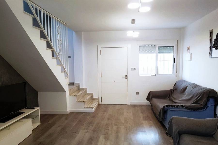 Torrevieja,Alicante,España,3 Bedrooms Bedrooms,2 BathroomsBathrooms,Adosada,25152