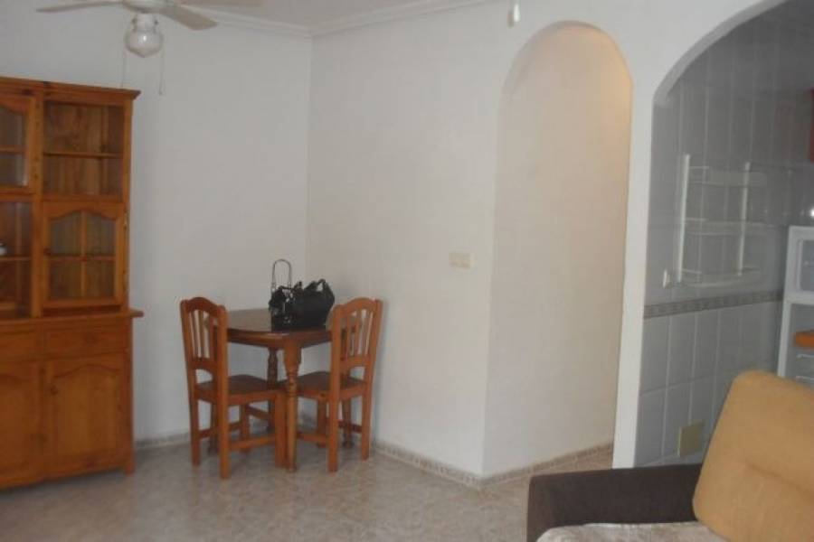 Orihuela Costa,Alicante,España,2 Bedrooms Bedrooms,1 BañoBathrooms,Bungalow,25165