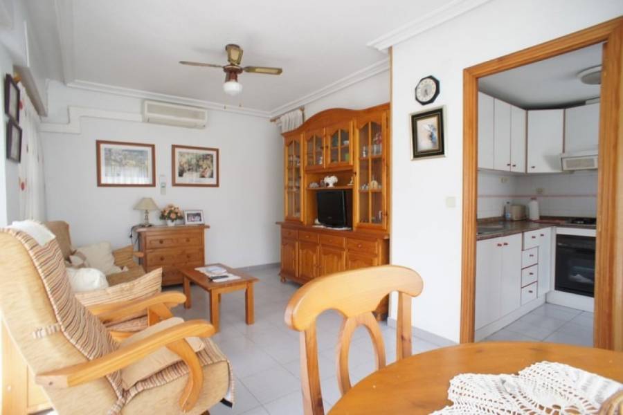 Torrevieja,Alicante,España,2 Bedrooms Bedrooms,1 BañoBathrooms,Apartamentos,25171