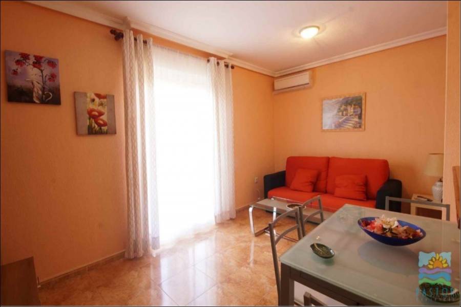 Torrevieja,Alicante,España,2 Bedrooms Bedrooms,1 BañoBathrooms,Atico,25172