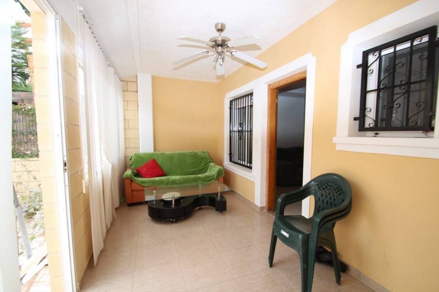 Torrevieja,Alicante,España,3 Bedrooms Bedrooms,3 BathroomsBathrooms,Adosada,25190