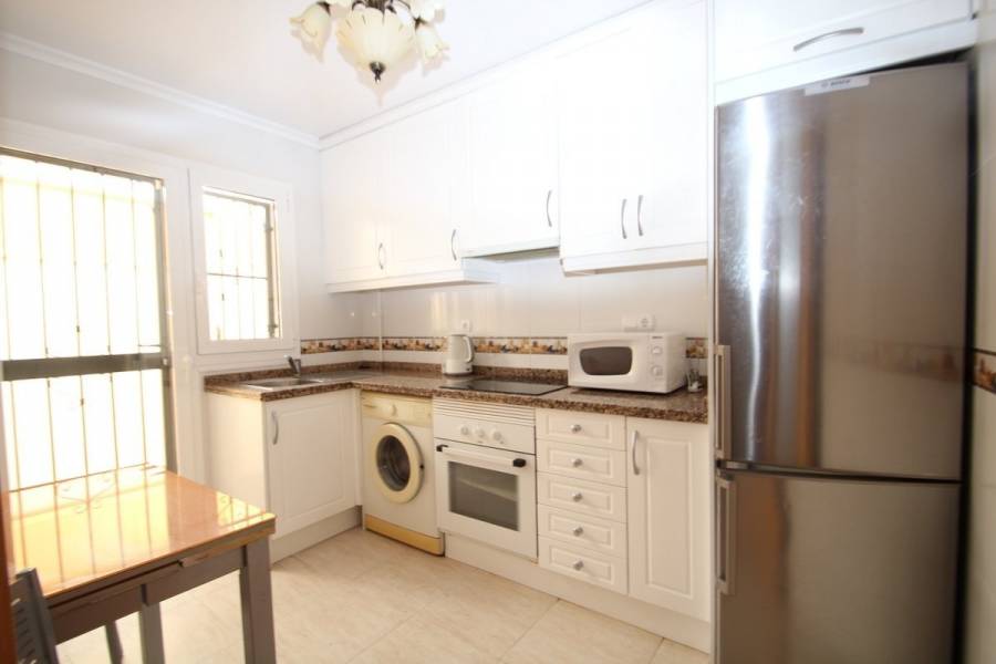 Torrevieja,Alicante,España,3 Bedrooms Bedrooms,3 BathroomsBathrooms,Adosada,25190