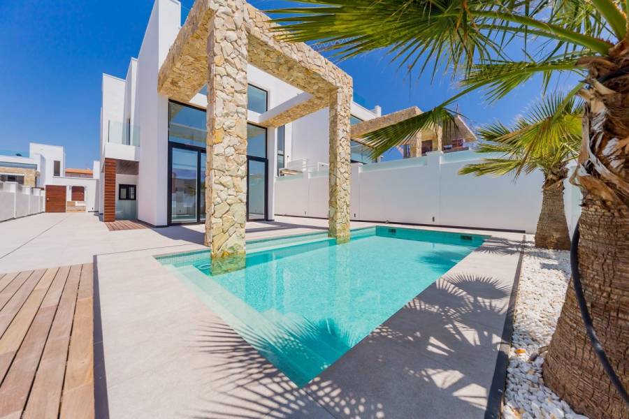 Torrevieja,Alicante,España,4 Bedrooms Bedrooms,4 BathroomsBathrooms,Casas,25213