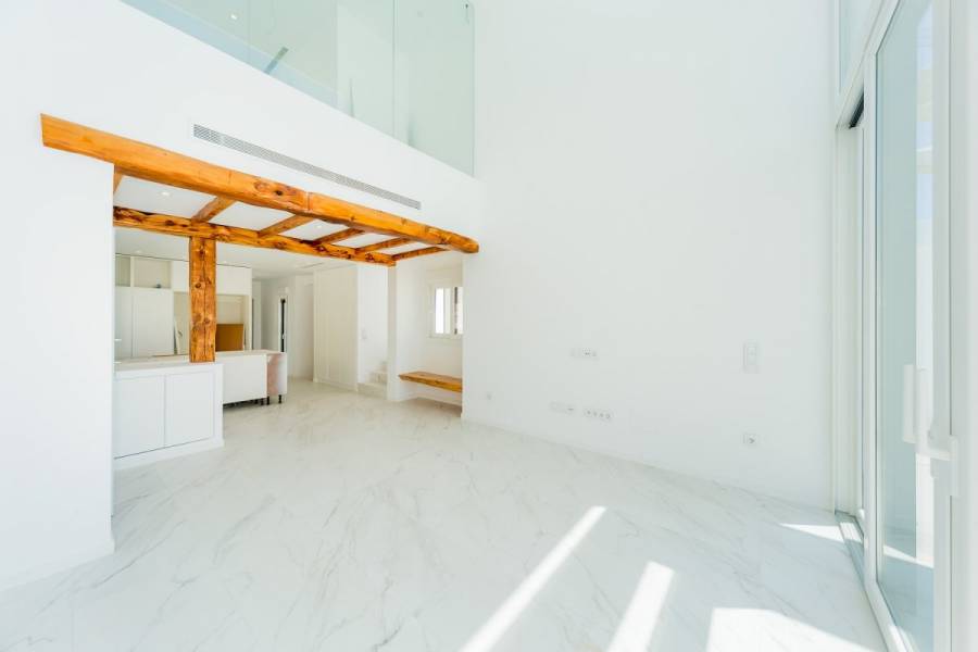 Torrevieja,Alicante,España,4 Bedrooms Bedrooms,4 BathroomsBathrooms,Casas,25213