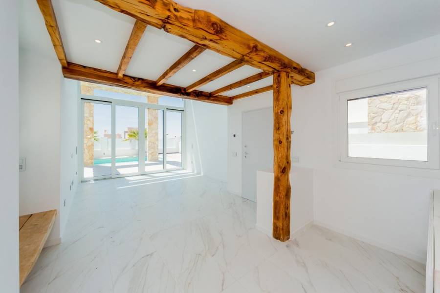 Torrevieja,Alicante,España,4 Bedrooms Bedrooms,4 BathroomsBathrooms,Casas,25213