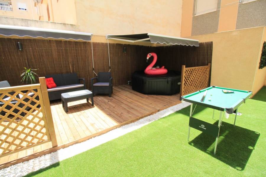 Torrevieja,Alicante,España,2 Bedrooms Bedrooms,2 BathroomsBathrooms,Apartamentos,25219
