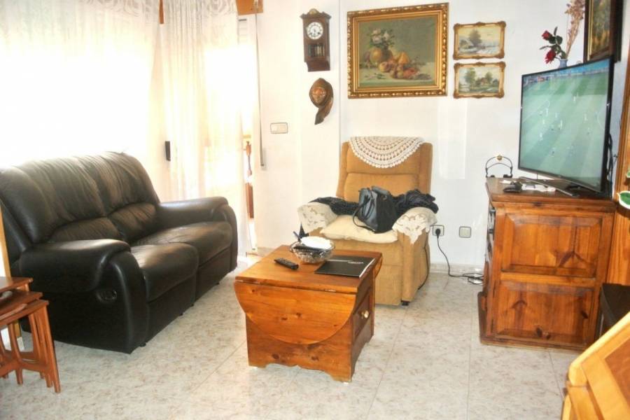 Torrevieja,Alicante,España,2 Bedrooms Bedrooms,1 BañoBathrooms,Atico,25245