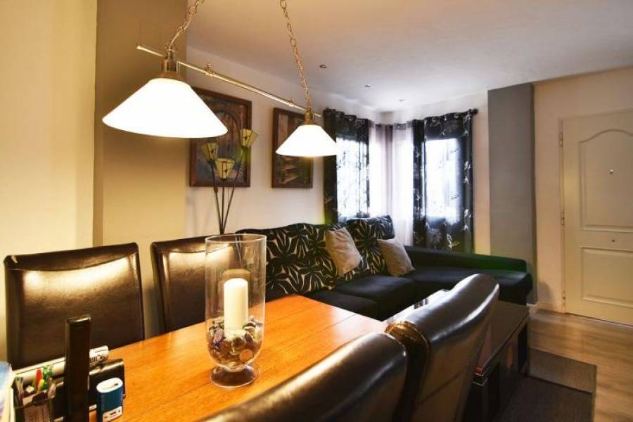 Gran alacant,Alicante,España,4 Bedrooms Bedrooms,3 BathroomsBathrooms,Bungalow,25320