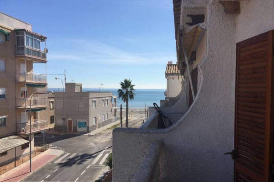 Santa Pola,Alicante,España,4 Bedrooms Bedrooms,3 BathroomsBathrooms,Bungalow,25352