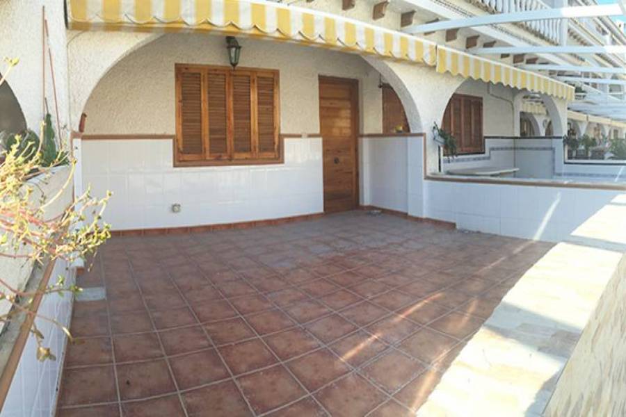 Santa Pola,Alicante,España,4 Bedrooms Bedrooms,3 BathroomsBathrooms,Bungalow,25352