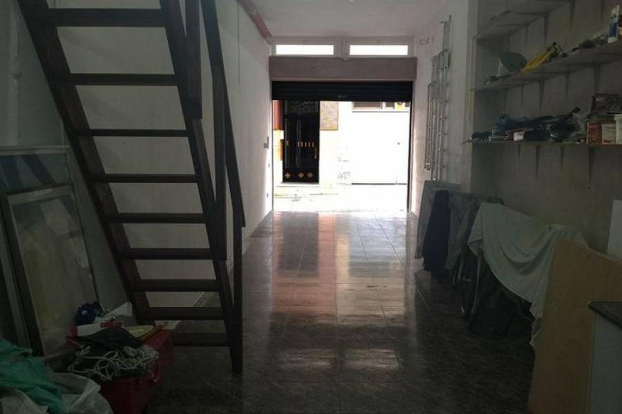 Santa Pola,Alicante,España,1 BañoBathrooms,Cocheras,25385
