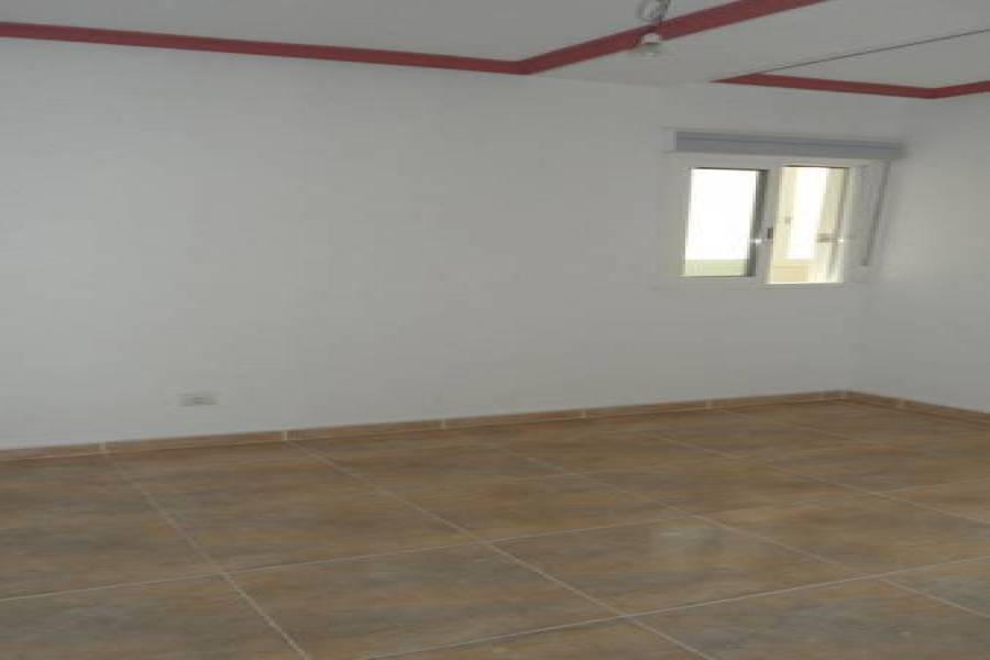 Benidorm,Alicante,España,4 Bedrooms Bedrooms,2 BathroomsBathrooms,Apartamentos,25449