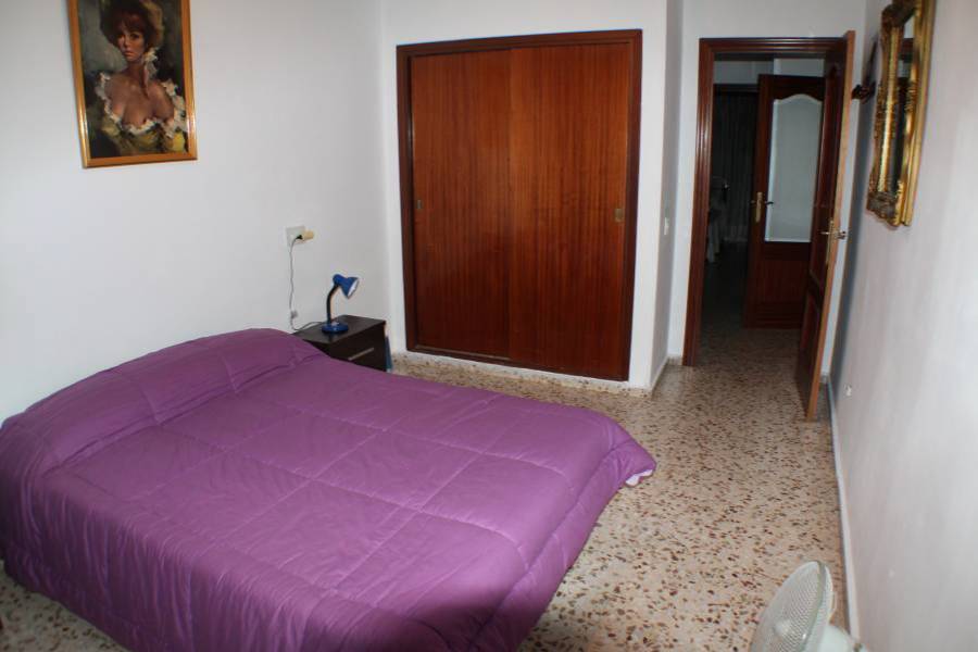 Benidorm,Alicante,España,3 Bedrooms Bedrooms,1 BañoBathrooms,Apartamentos,25476