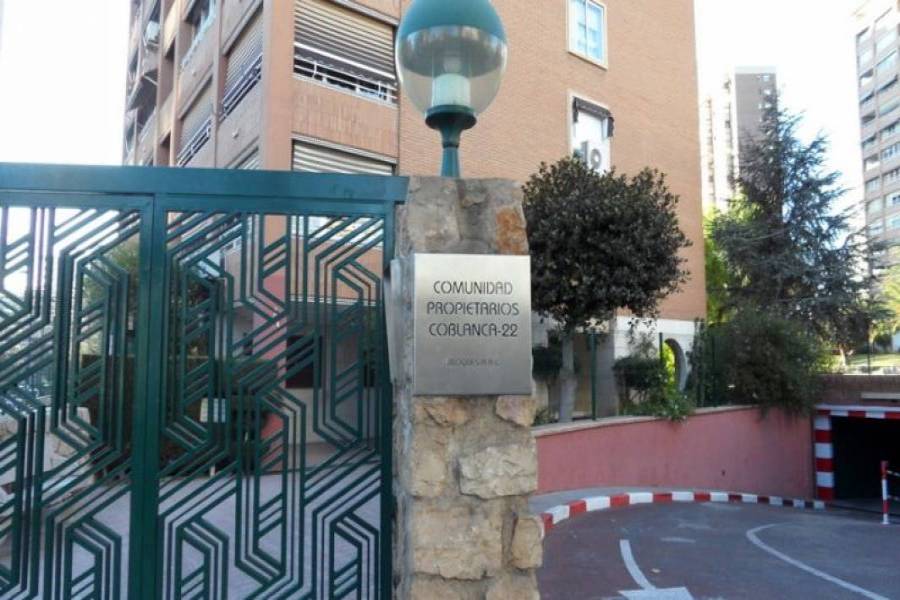 Benidorm,Alicante,España,4 Bedrooms Bedrooms,2 BathroomsBathrooms,Apartamentos,25492