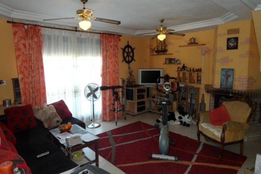 La Nucia,Alicante,España,3 Bedrooms Bedrooms,3 BathroomsBathrooms,Bungalow,25493