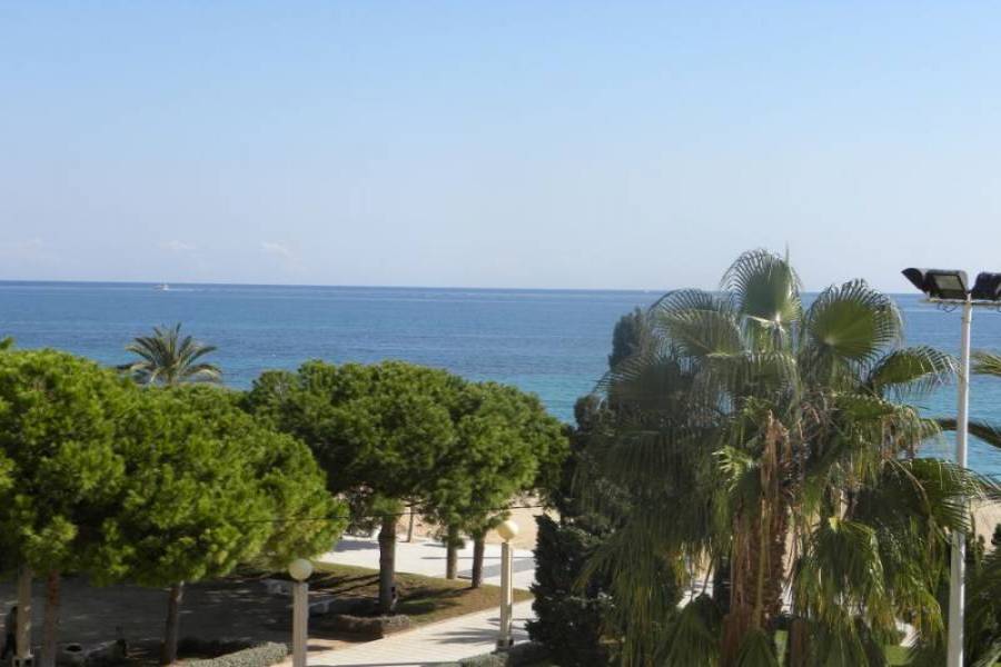 Altea,Alicante,España,3 Bedrooms Bedrooms,2 BathroomsBathrooms,Apartamentos,25569
