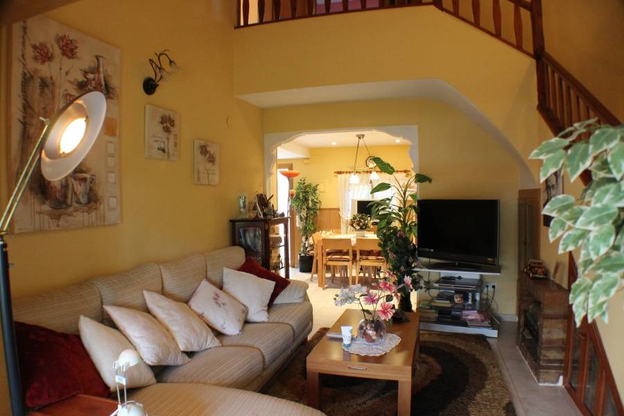 La Nucia,Alicante,España,4 Bedrooms Bedrooms,2 BathroomsBathrooms,Bungalow,25616