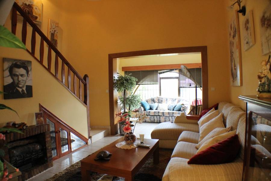La Nucia,Alicante,España,4 Bedrooms Bedrooms,2 BathroomsBathrooms,Bungalow,25616