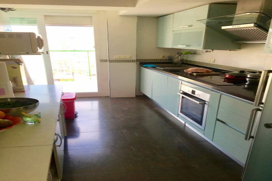 Benidorm,Alicante,España,3 Bedrooms Bedrooms,2 BathroomsBathrooms,Atico,25624