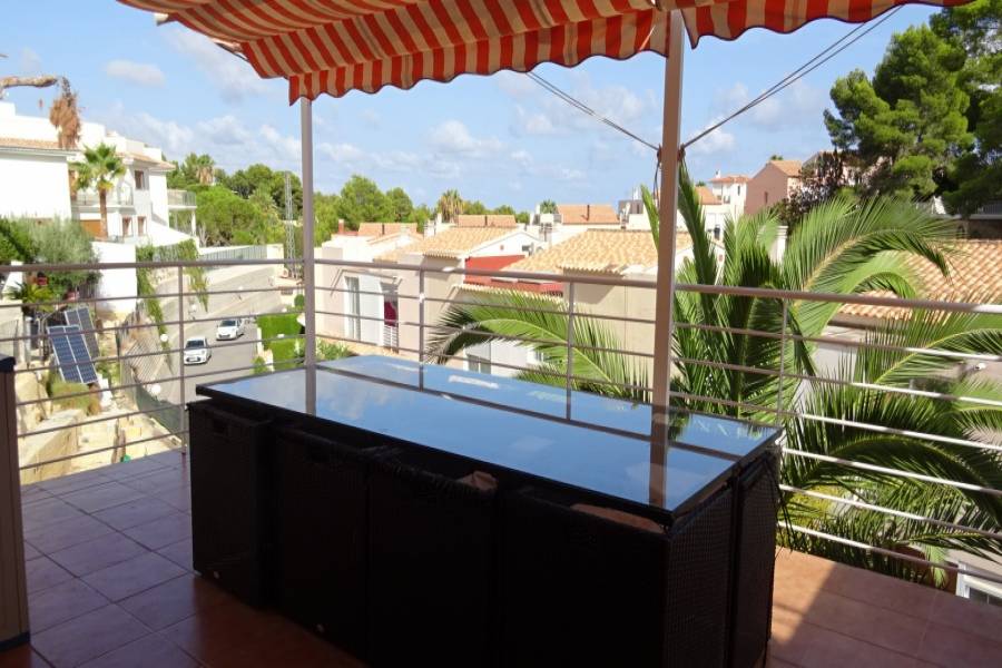 Alfaz del Pi,Alicante,España,3 Bedrooms Bedrooms,2 BathroomsBathrooms,Bungalow,25633