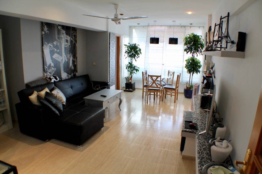 Villajoyosa,Alicante,España,3 Bedrooms Bedrooms,2 BathroomsBathrooms,Apartamentos,25634
