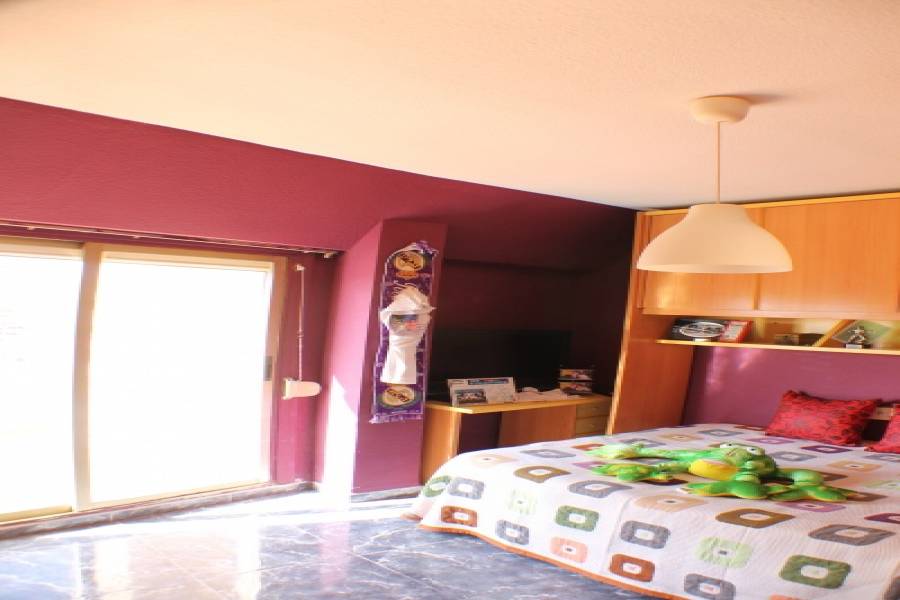 Benidorm,Alicante,España,3 Bedrooms Bedrooms,1 BañoBathrooms,Atico,25638