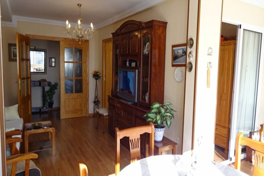 Benidorm,Alicante,España,3 Bedrooms Bedrooms,2 BathroomsBathrooms,Apartamentos,25644