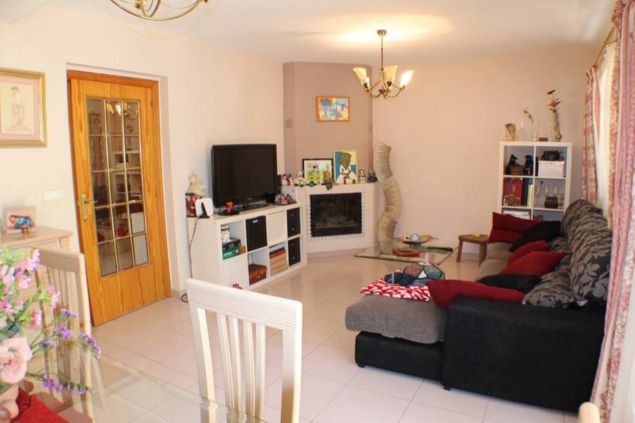 Albir,Alicante,España,3 Bedrooms Bedrooms,2 BathroomsBathrooms,Bungalow,25659
