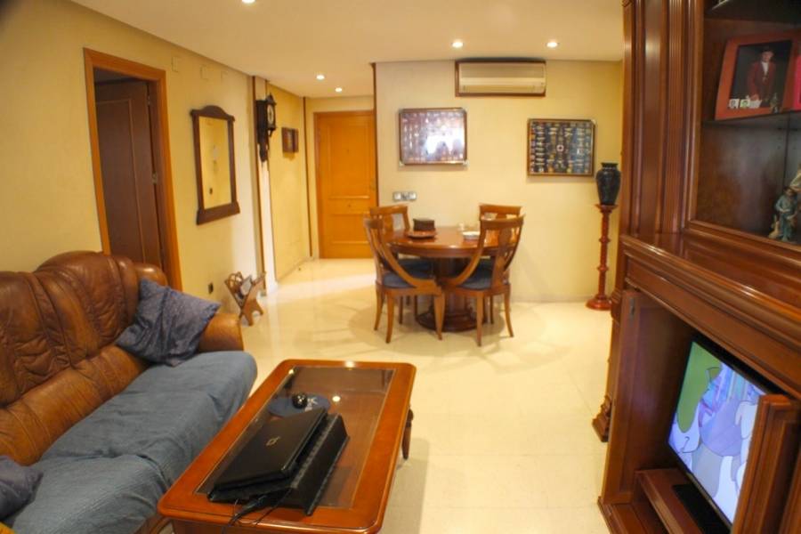 Benidorm,Alicante,España,4 Bedrooms Bedrooms,2 BathroomsBathrooms,Atico,25677