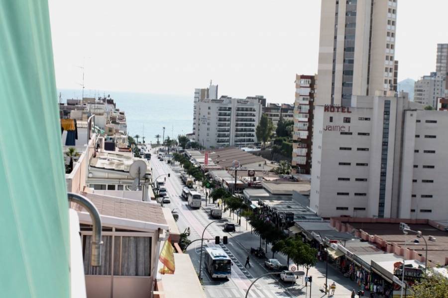 Benidorm,Alicante,España,3 Bedrooms Bedrooms,1 BañoBathrooms,Apartamentos,25682