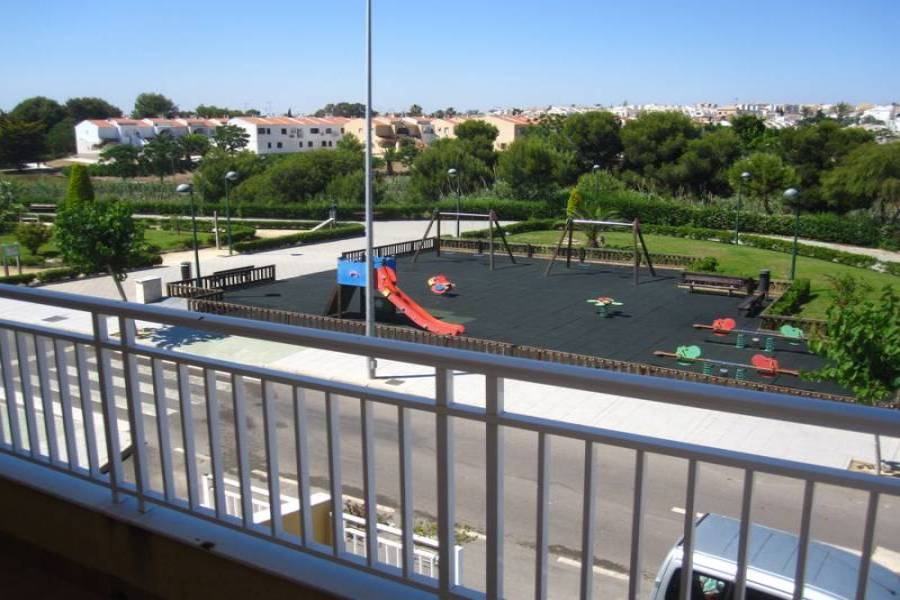 Alicante,Alicante,España,4 Bedrooms Bedrooms,4 BathroomsBathrooms,Bungalow,25688